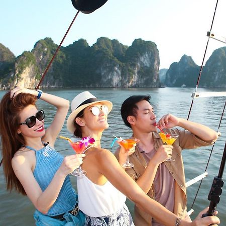 Hotel Charm Boutique Cruise Ha Long Esterno foto