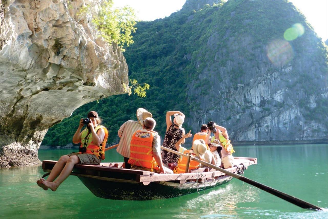 Hotel Charm Boutique Cruise Ha Long Esterno foto